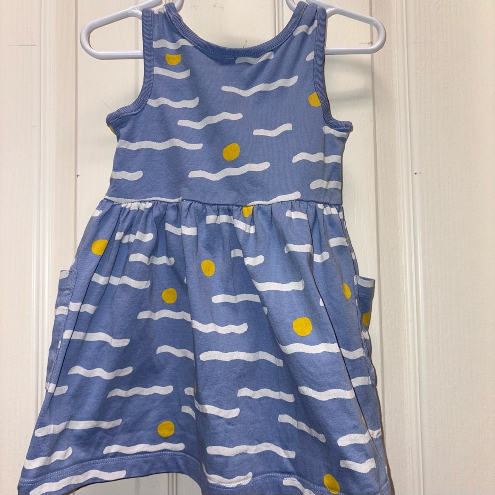 Hanna Andersson Sleeveless Playground Dress with Pockets - Picture 3 of 3